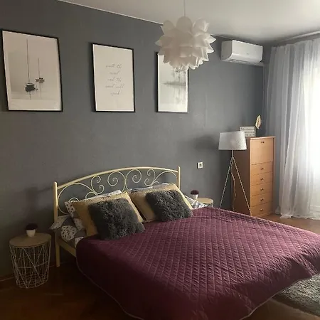 Appartement For A Pleasant *