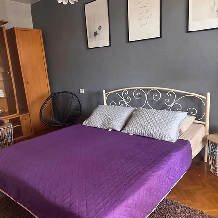 Apartman For A Pleasant Odessza